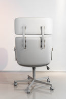 President's Chair Lisa Pearl